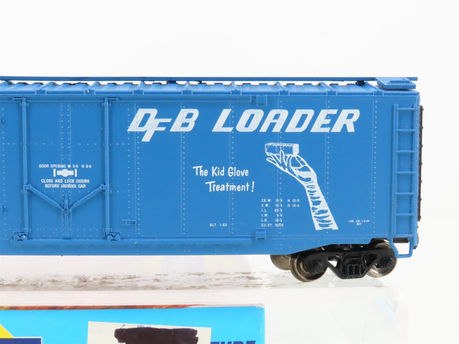 HO Athearn 5277 EELX Evans Equipment 50' Plug Door Box Car #6002 - Upgraded