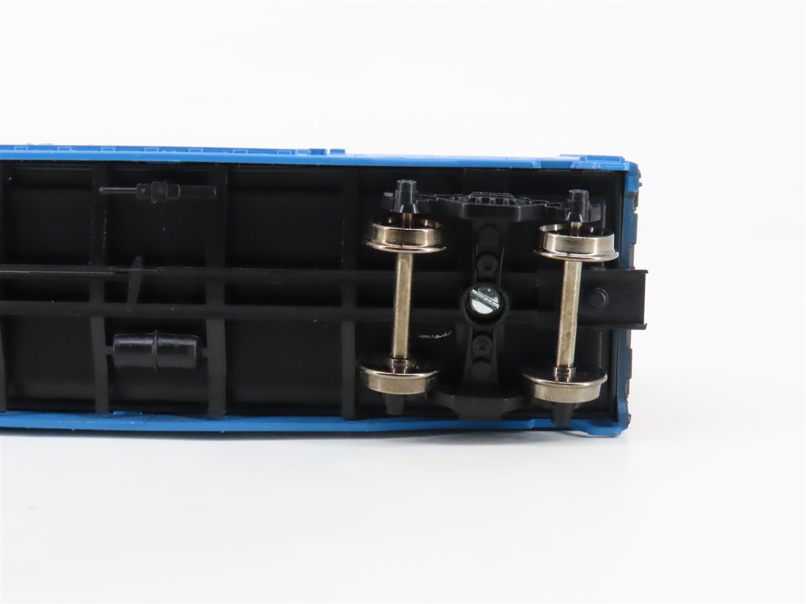 HO Athearn 5277 EELX Evans Equipment 50' Plug Door Box Car #6002 - Upgraded