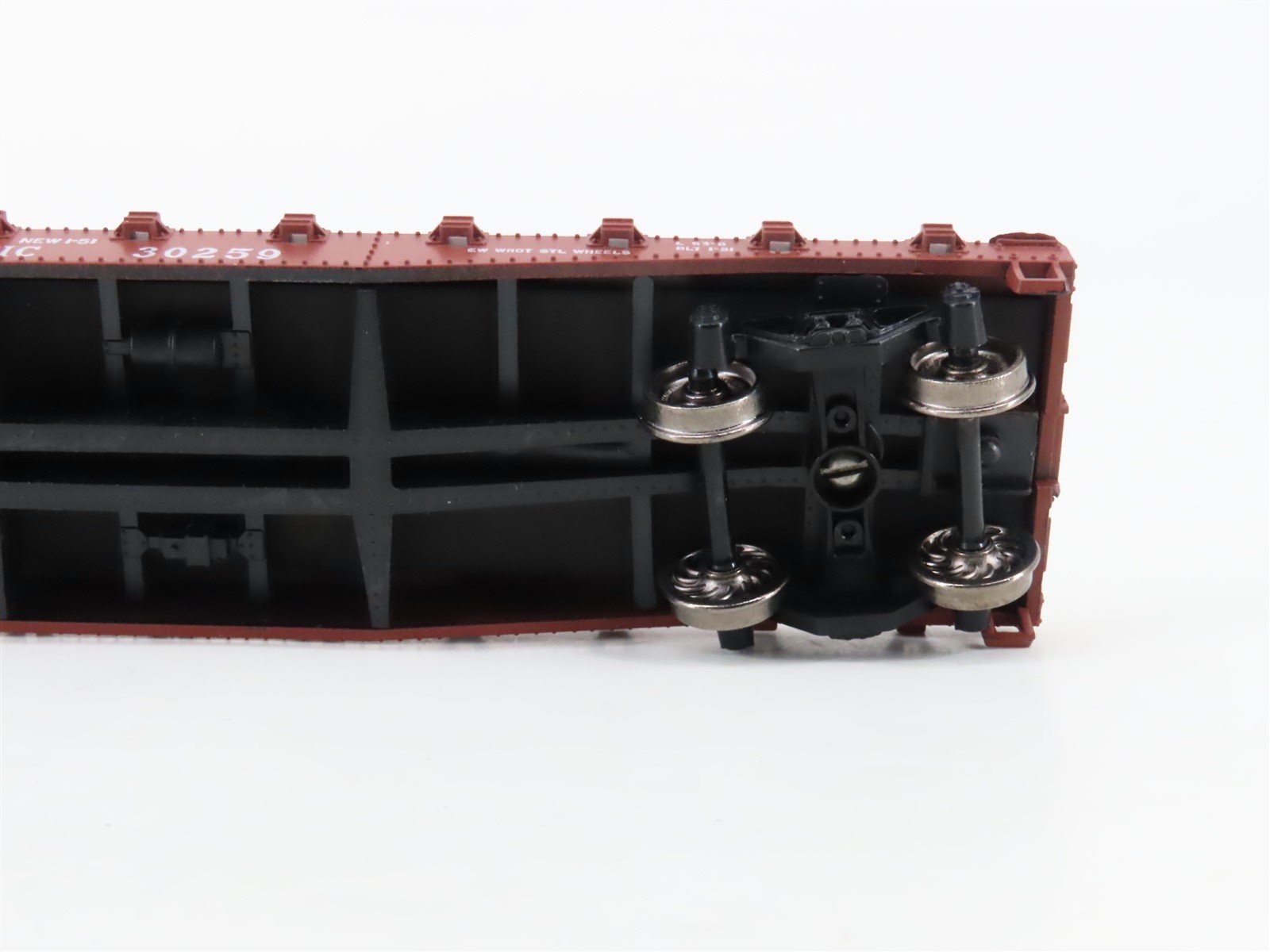 HO Scale Athearn 1398 SP Southern Pacific 50' Flat Car #30259 - Upgraded