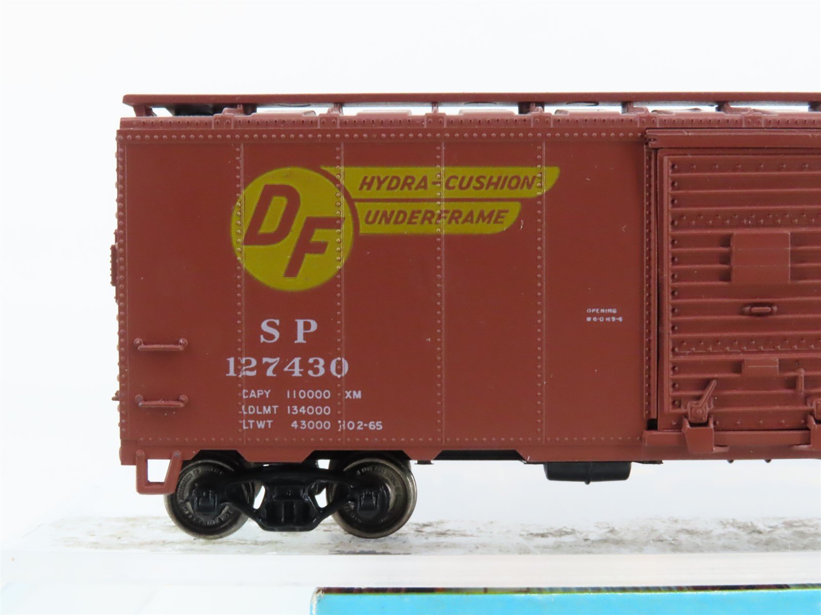 HO Scale Athearn 1205 SP Southern Pacific 40' Box Car #127430 - Upgraded