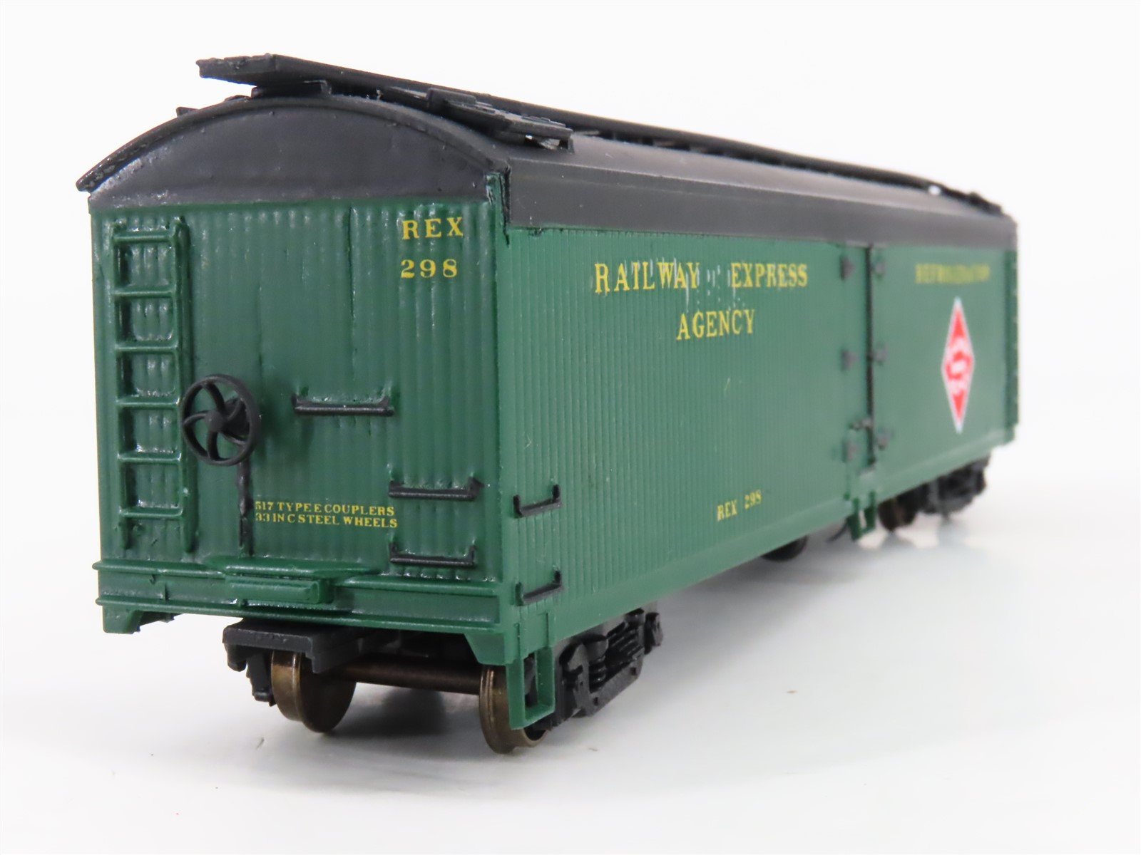 HO Scale Athearn 5330 REX REA 50' Express Reefer #298 - Custom - Upgraded