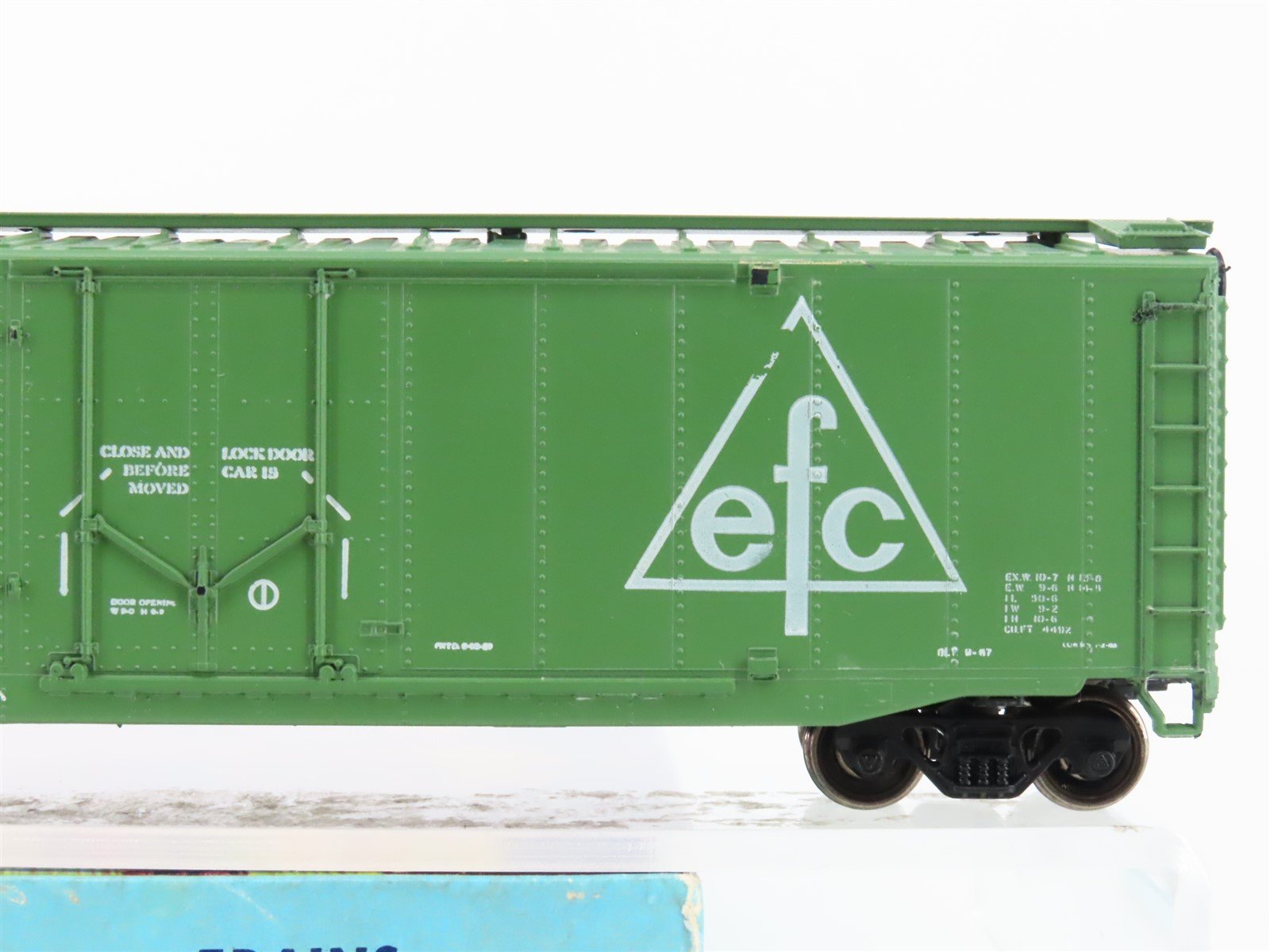 HO Scale Athearn 5272 EFCX Evergreen 50' Plug Door Box Car #2503 - Upgraded