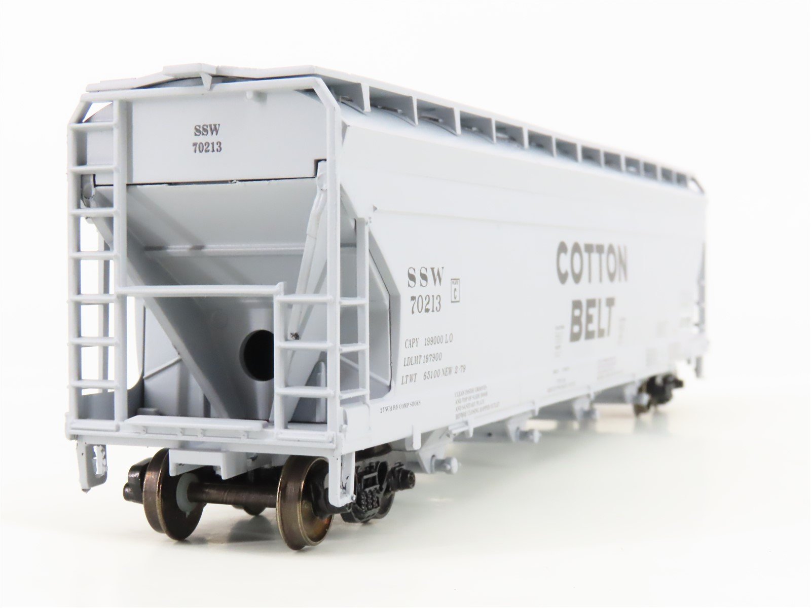 HO Athearn/Rail Runner 245 SSW Cotton Belt 4-Bay Covered Hopper #70213 -Upgraded