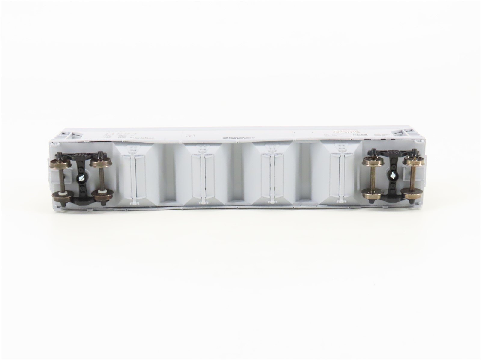 HO Scale Athearn/Rail Runner 291-1 WP 4-Bay Covered Hopper #11834 - Upgraded