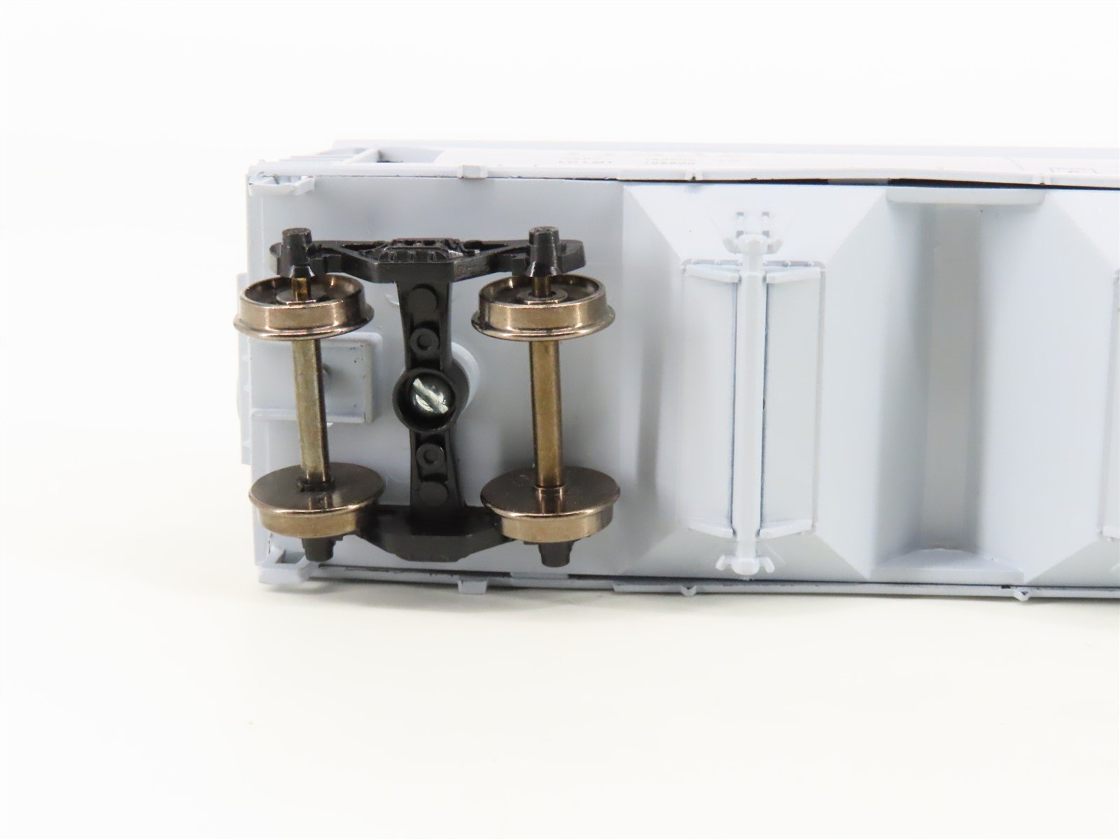 HO Athearn Bev-Bel 1411-2 WP Feather River 4-Bay Covered Hopper #11832 -Upgraded