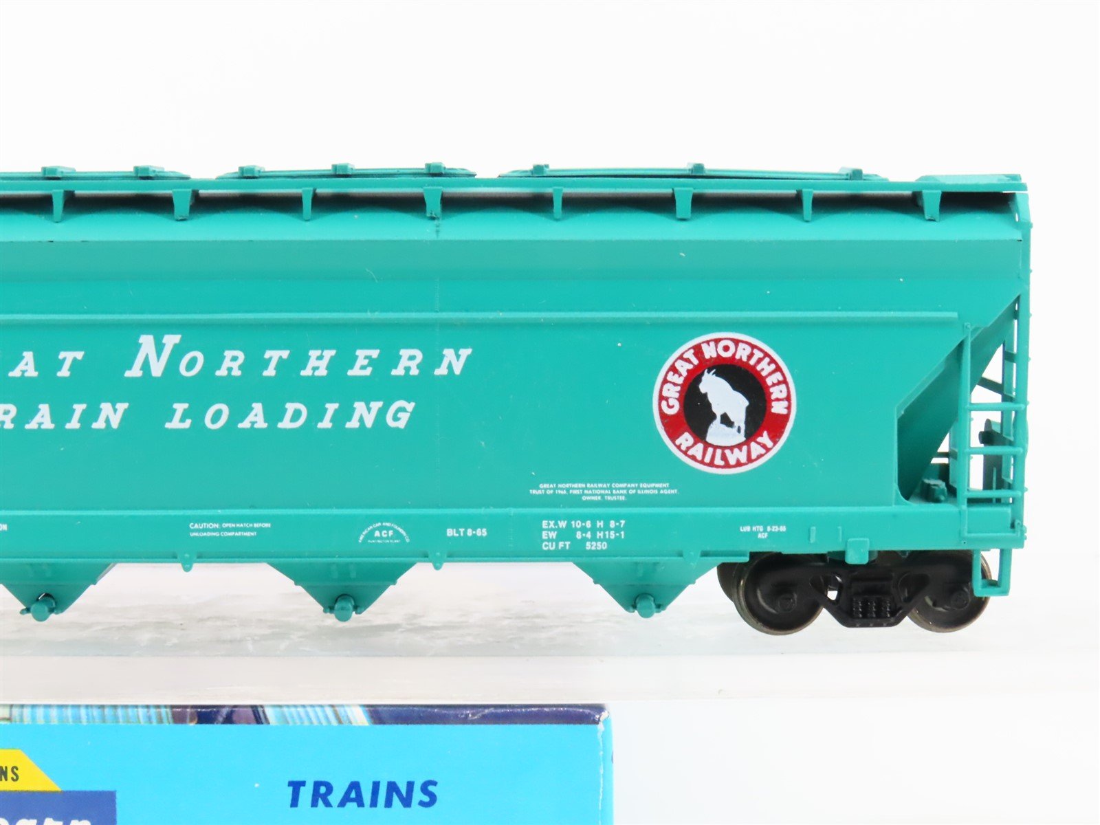 HO Athearn/Rail Runner 270-1 GN Grain 4-Bay Covered Hopper #171379 - Upgraded