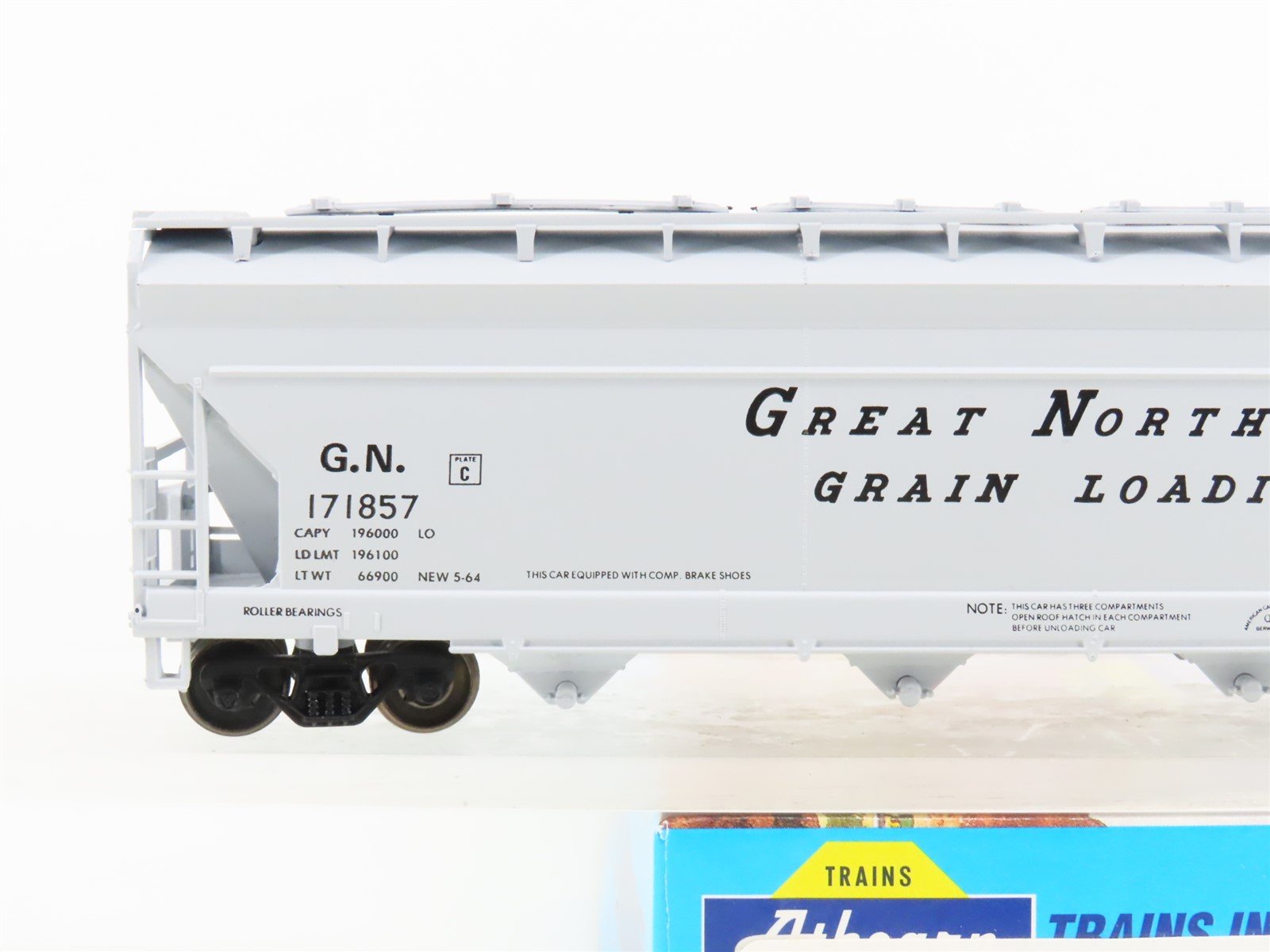 HO Scale Athearn/Rail Runner 244 GN Grain 4-Bay Covered Hopper #171857 -Upgraded