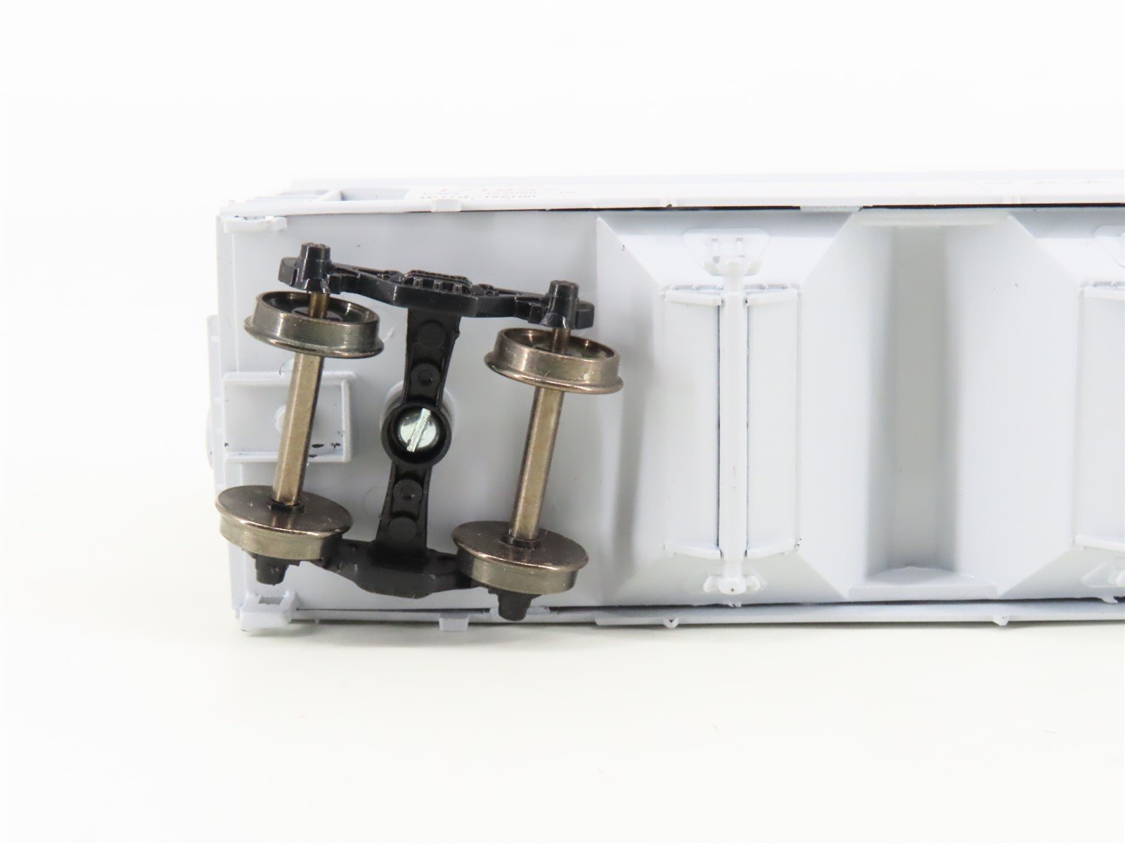 HO Scale Athearn/Rail Runner 244 GN Grain 4-Bay Covered Hopper #171857 -Upgraded