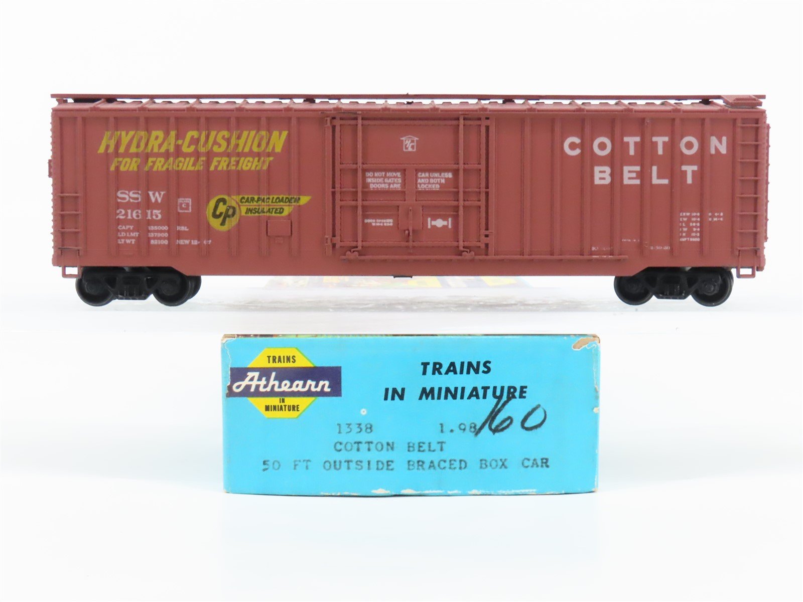 HO Scale Athearn 1338 SSW Cotton Belt 50' Plug Door Box Car #21615 - Upgraded