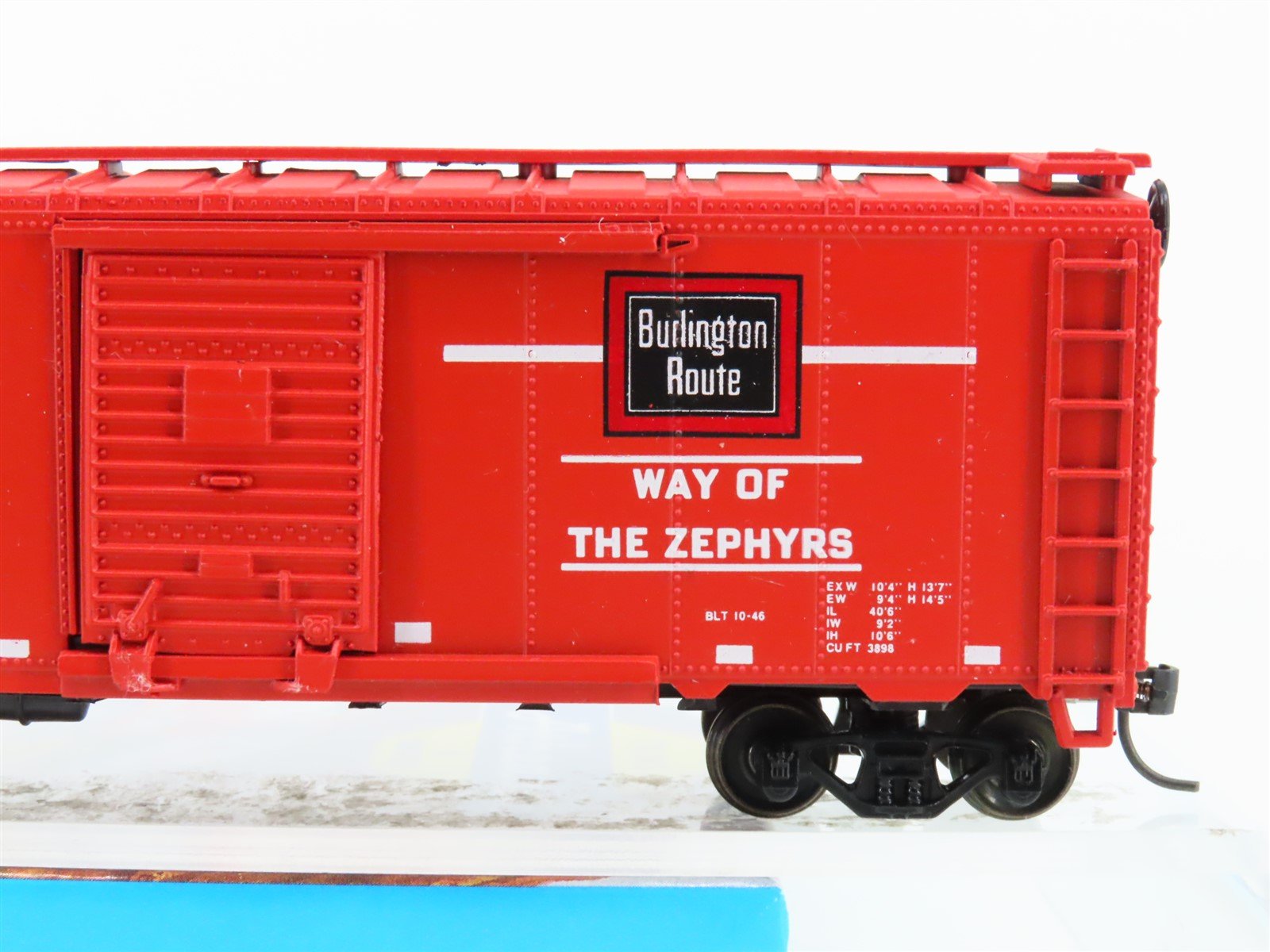 HO Athearn/Rail Runner 302-1 CB&Q Burlington Route 40' Box Car #39057 - Upgraded
