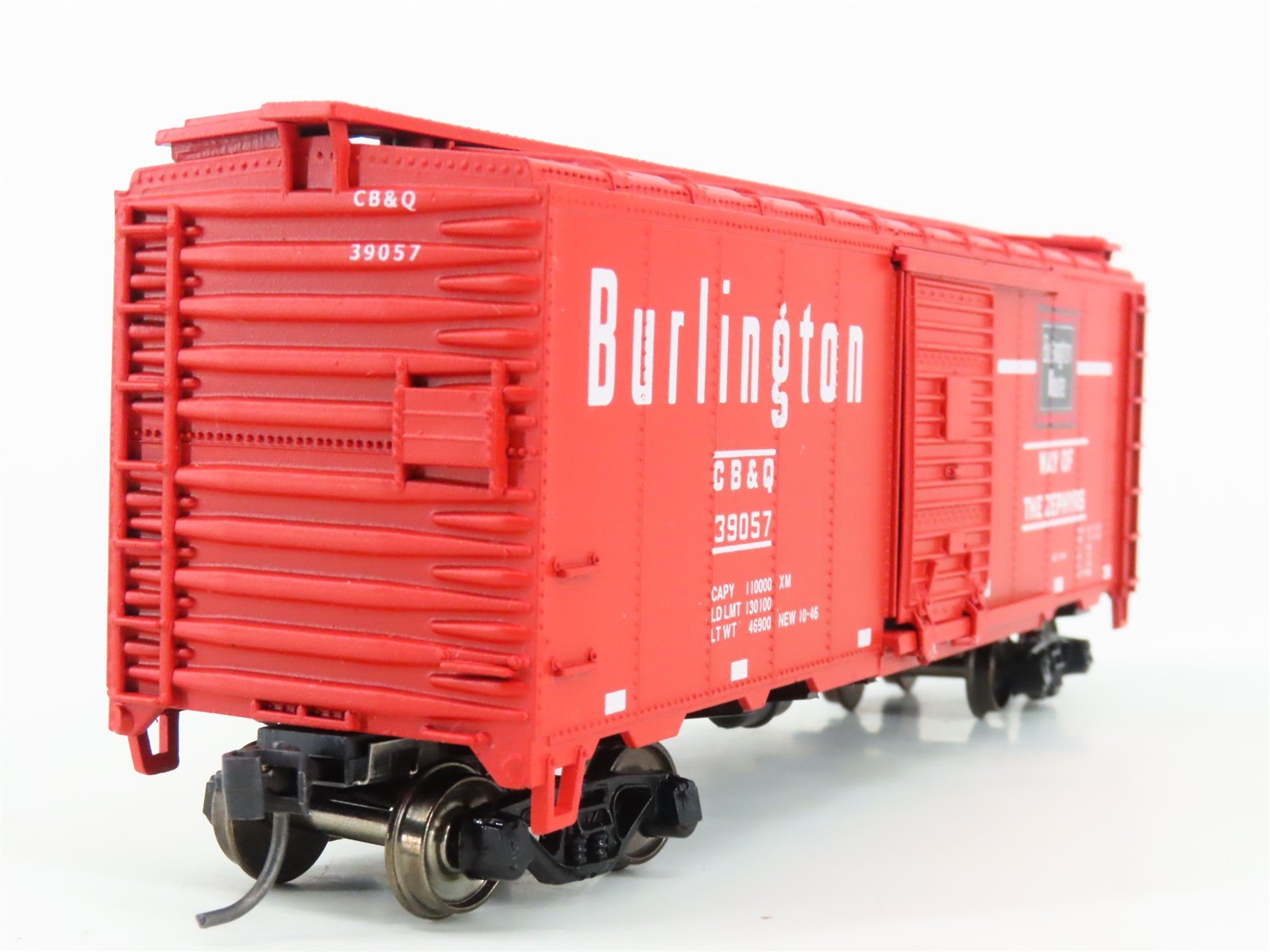 HO Athearn/Rail Runner 302-1 CB&Q Burlington Route 40' Box Car #39057 - Upgraded
