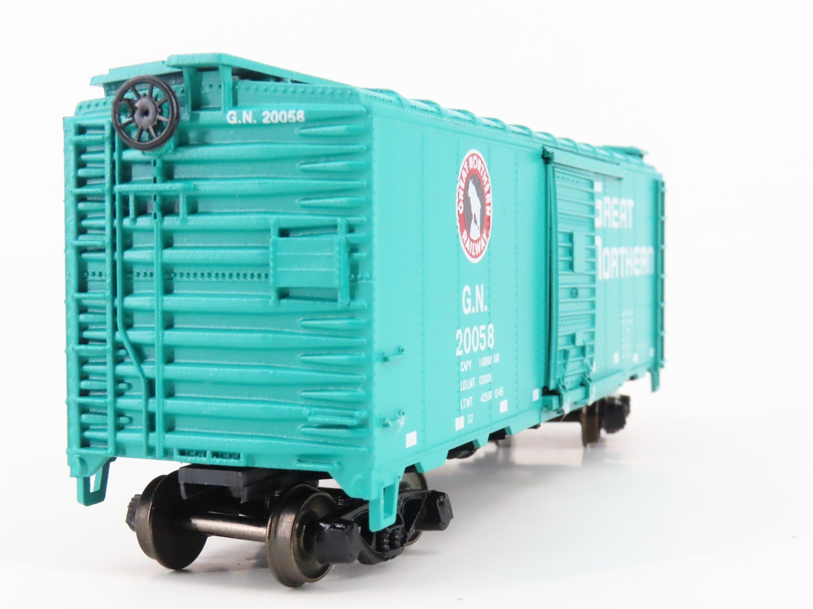 HO Scale Athearn/Rail Runner 209 GN Great Northern 40' Box Car #20058 - Upgraded