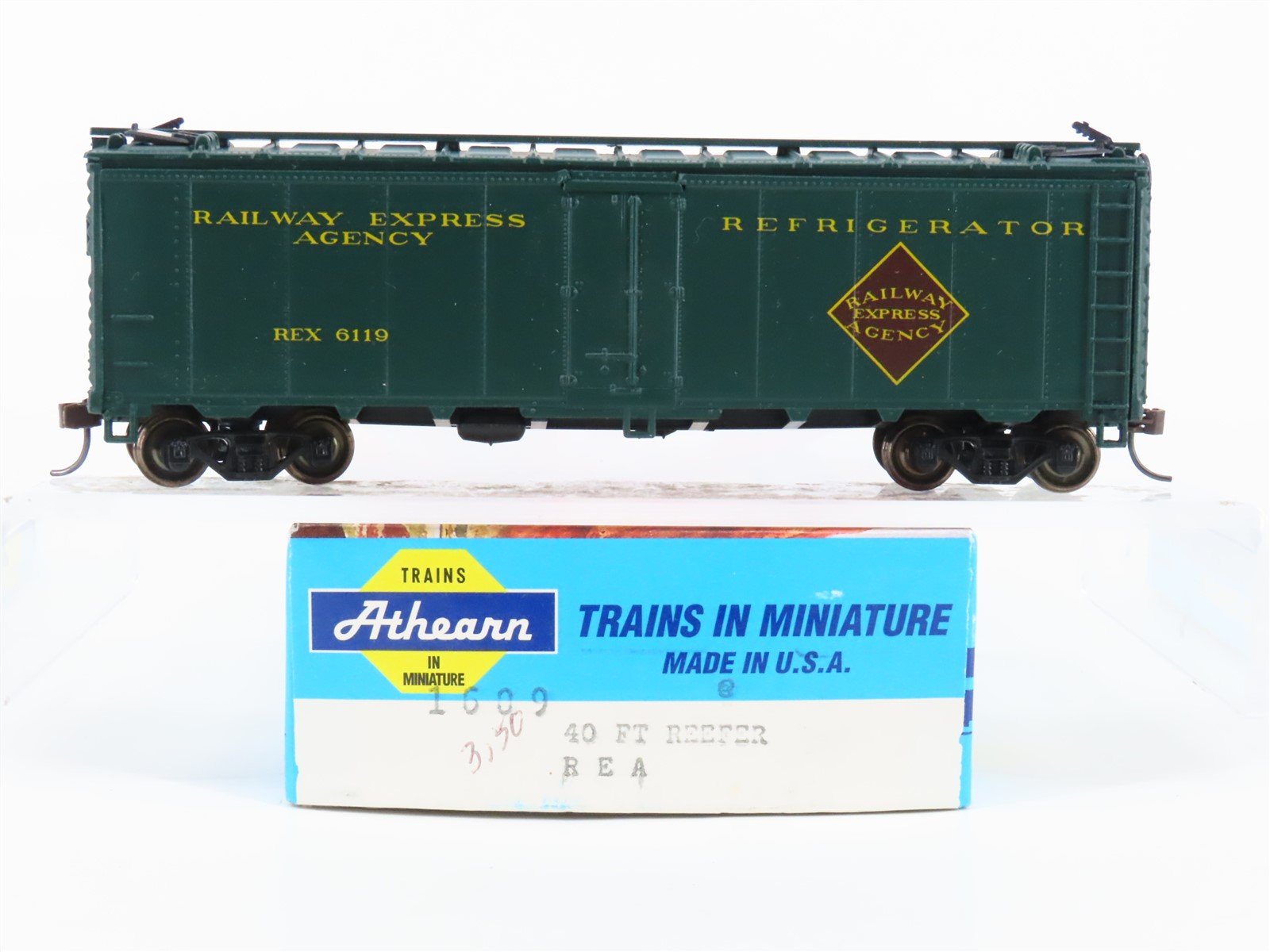 HO Scale Athearn 1609 REX REA Railway Express Agency 40' Reefer #6119 - Upgraded