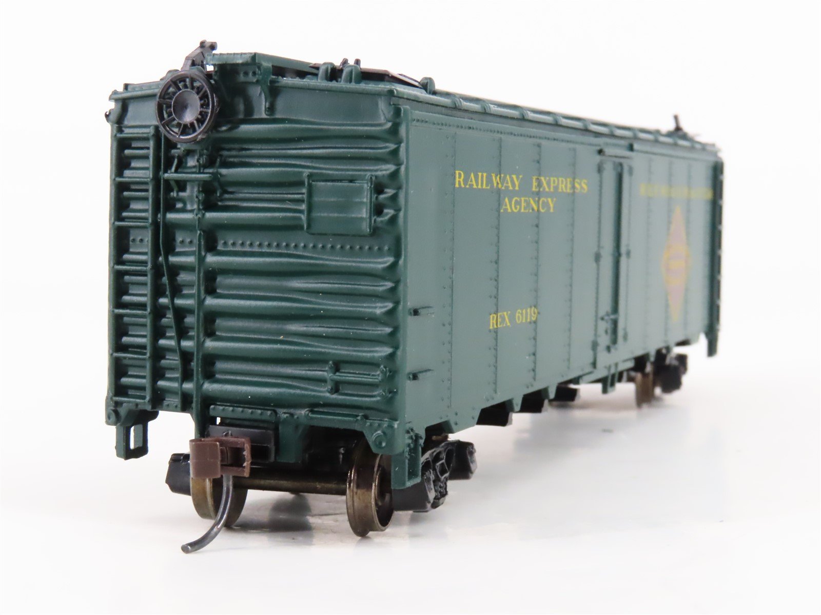 HO Scale Athearn 1609 REX REA Railway Express Agency 40' Reefer #6119 - Upgraded