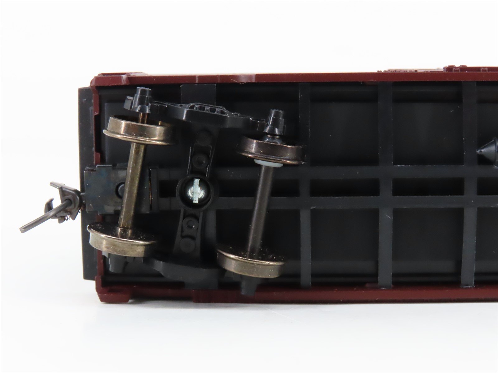HO Scale Athearn 1964 D&RGW Rio Grande 40' Hi-Cube Box Car #67422 - Upgraded