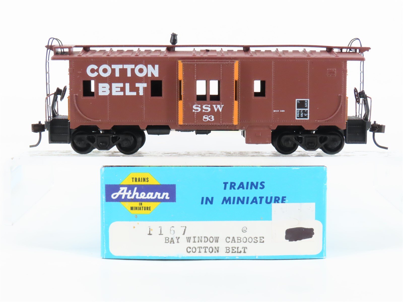 HO Scale Athearn 1167 SSW Cotton Belt Bay Window Caboose #83