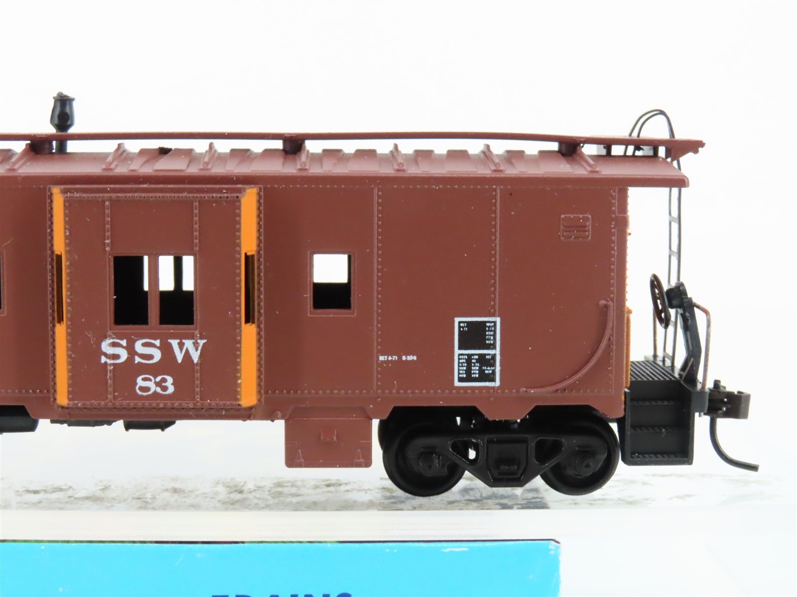 HO Scale Athearn 1167 SSW Cotton Belt Bay Window Caboose #83