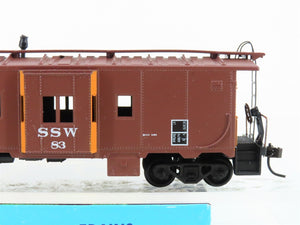 HO Scale Athearn 1167 SSW Cotton Belt Bay Window Caboose #83
