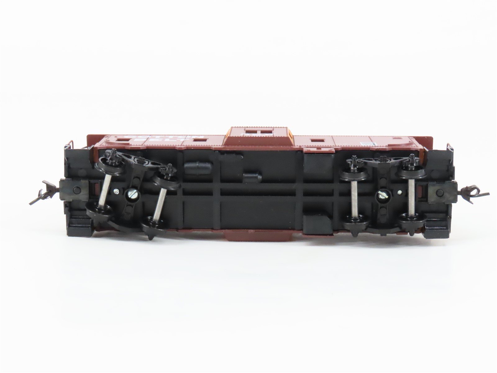 HO Scale Athearn 1167 SSW Cotton Belt Bay Window Caboose #83