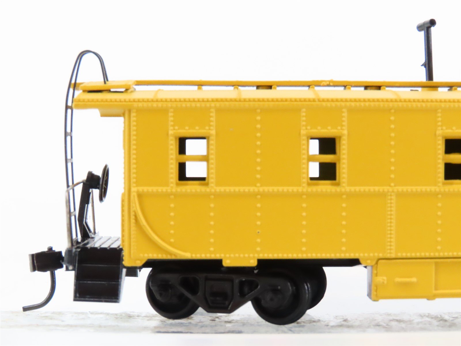 HO Scale Athearn 1252 UP Union Pacific Offset Cupola Steel Caboose #3845
