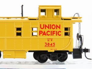 HO Scale Athearn 1252 UP Union Pacific Offset Cupola Steel Caboose #3845