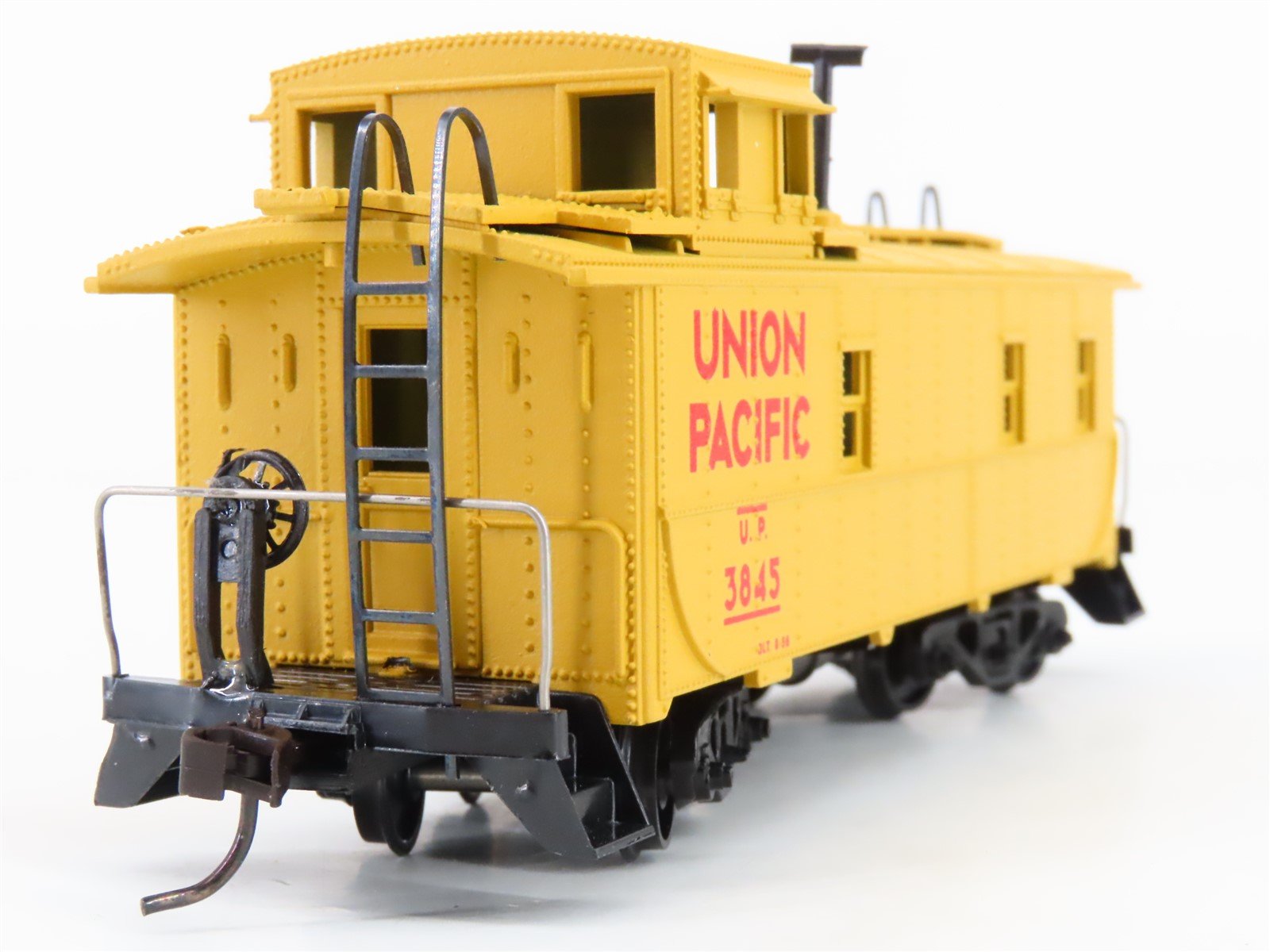 HO Scale Athearn 1252 UP Union Pacific Offset Cupola Steel Caboose #3845