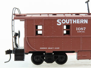 HO Scale Athearn 1251 SP Southern Pacific Offset Cupola Steel Caboose #1087