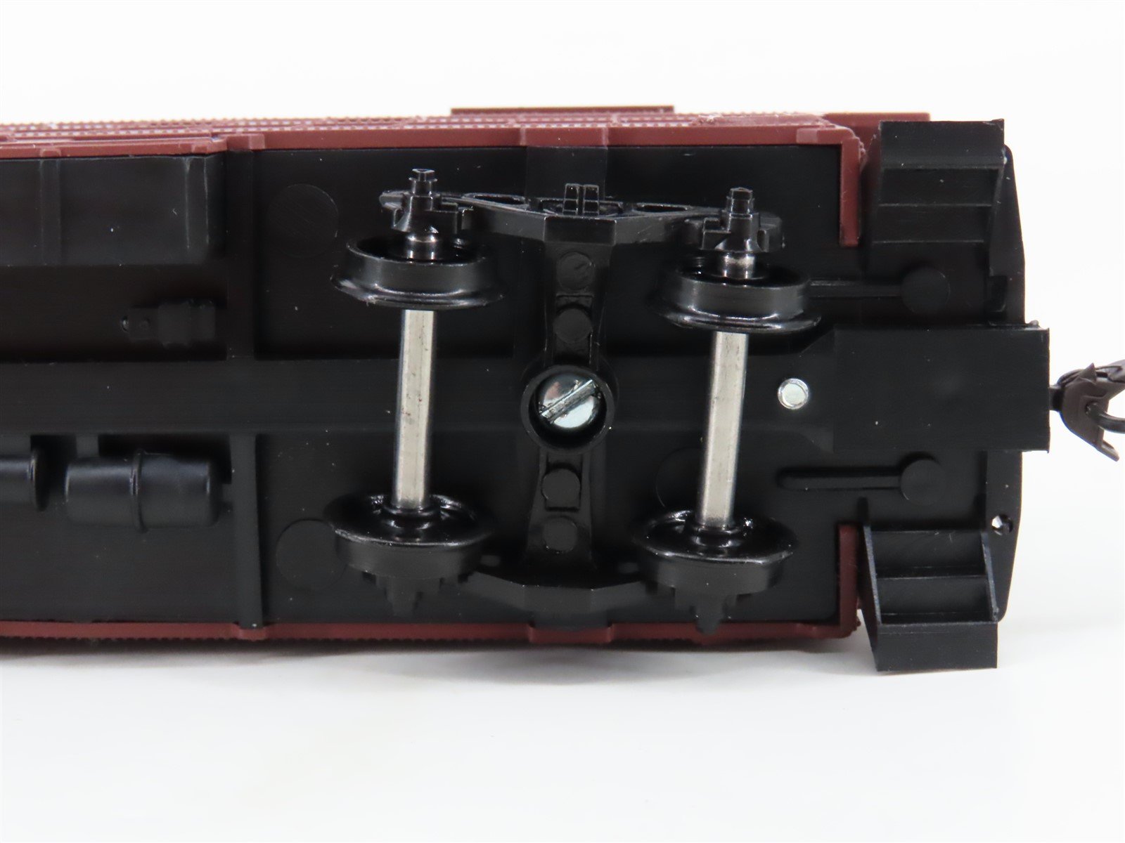 HO Scale Athearn 1251 SP Southern Pacific Offset Cupola Steel Caboose #1087