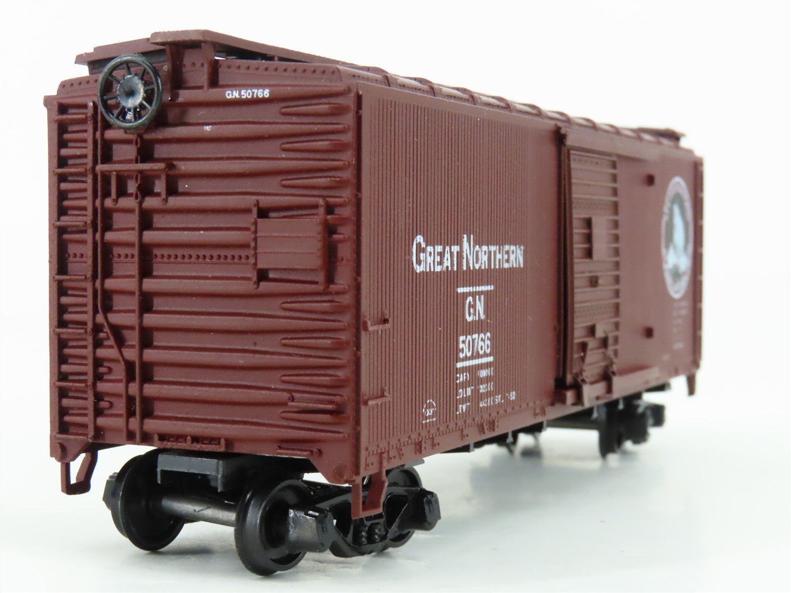 HO Athearn 5233 GN Great Northern Glacier National Park 40' Wood Box Car #50766