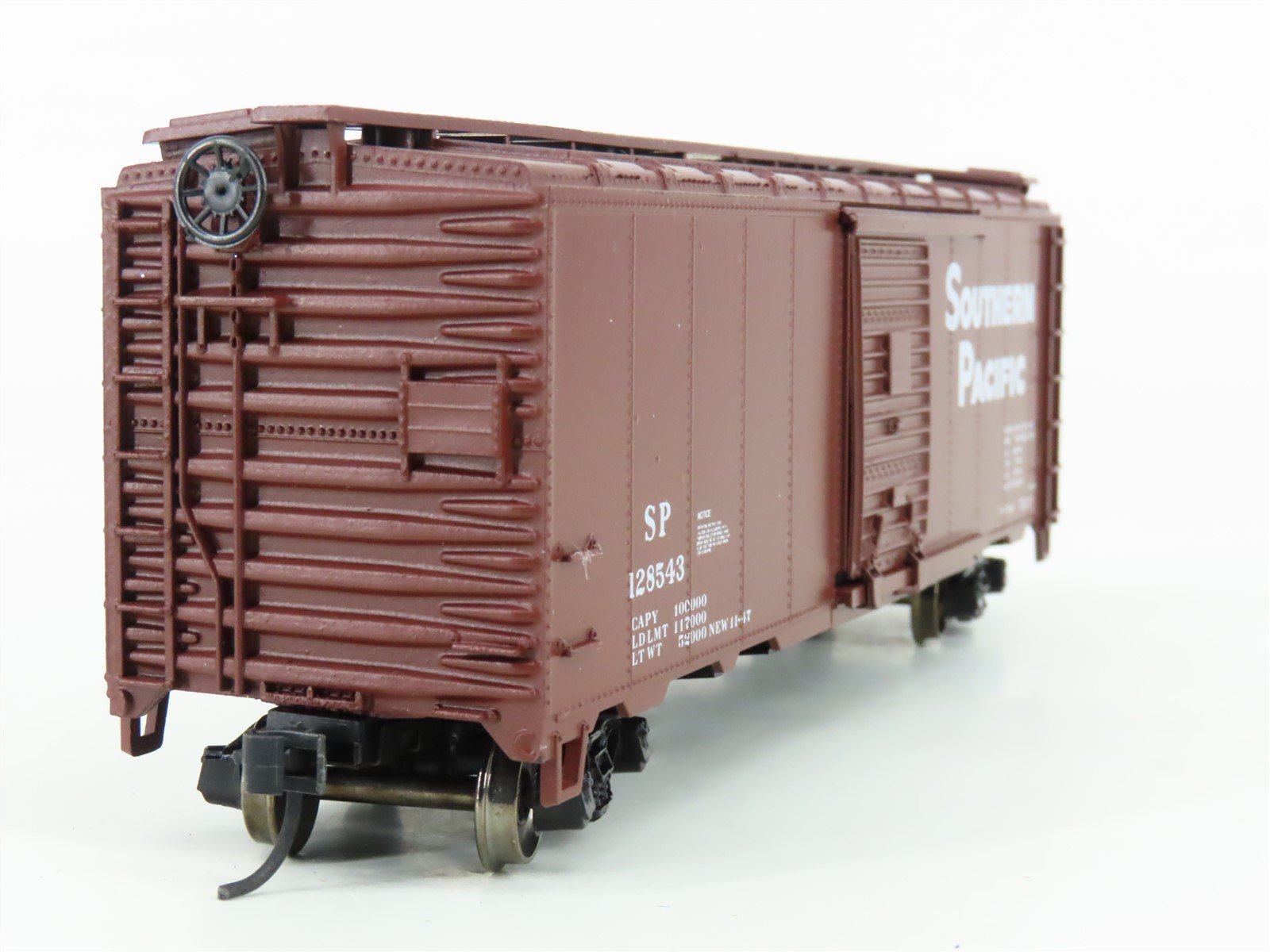 HO Scale Athearn Bev-Bel 1170 SP Southern Pacific 40' Box Car #128543 - Upgraded