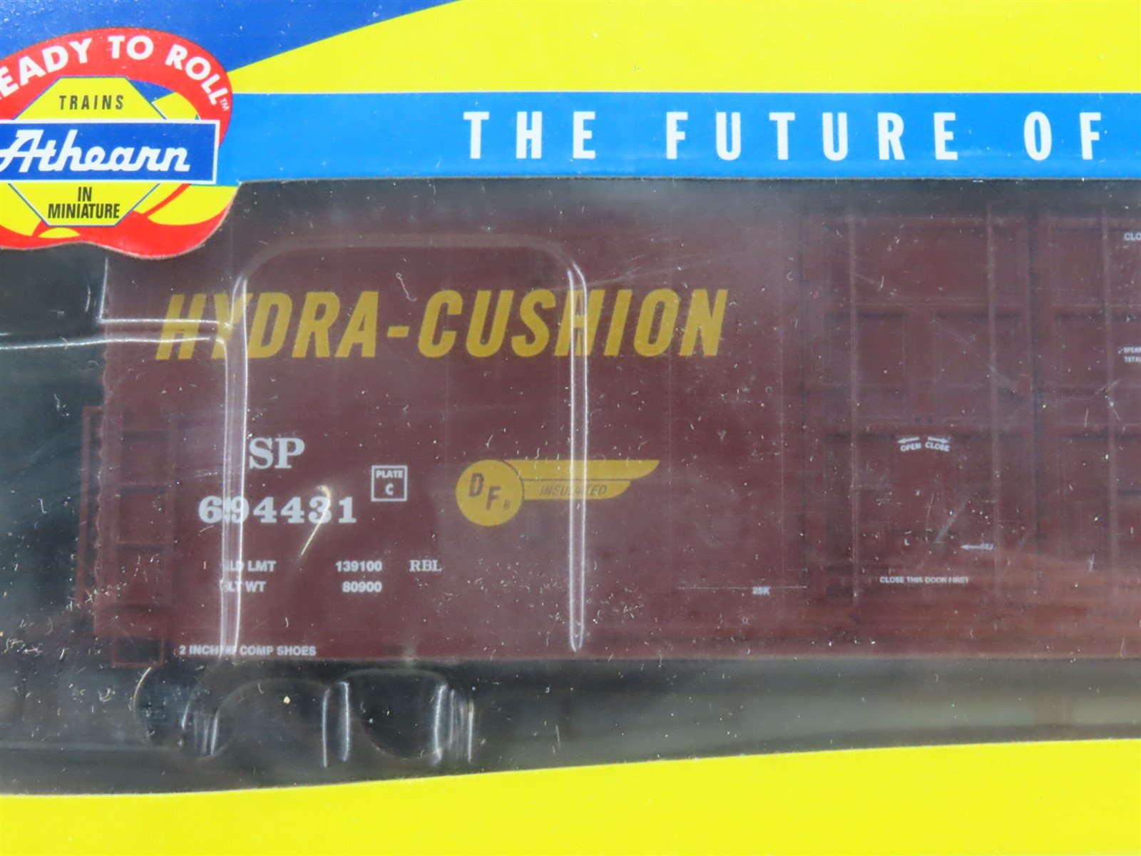 HO Scale Athearn 89173 SP Southern Pacific 50' Plug Doors Box Car #694431 Sealed