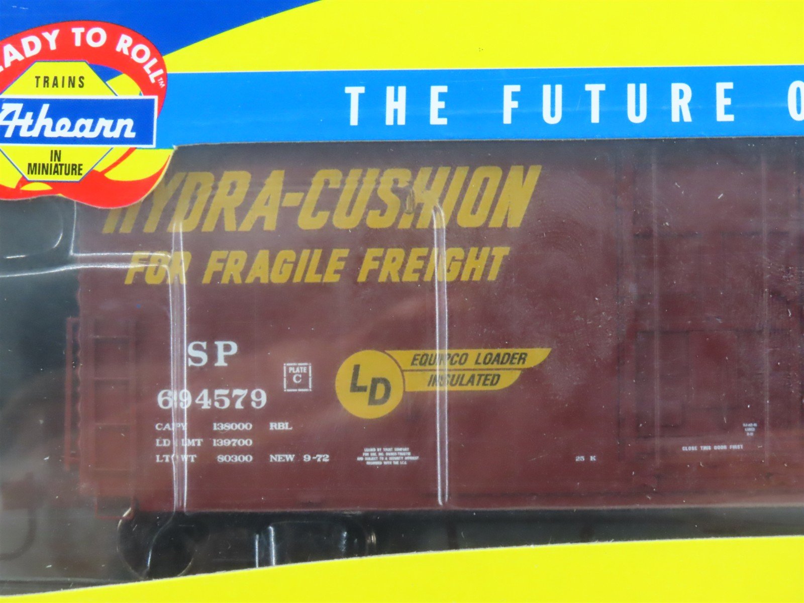 HO Scale Athearn 89171 SP Southern Pacific 50' Plug Doors Box Car #694579 Sealed
