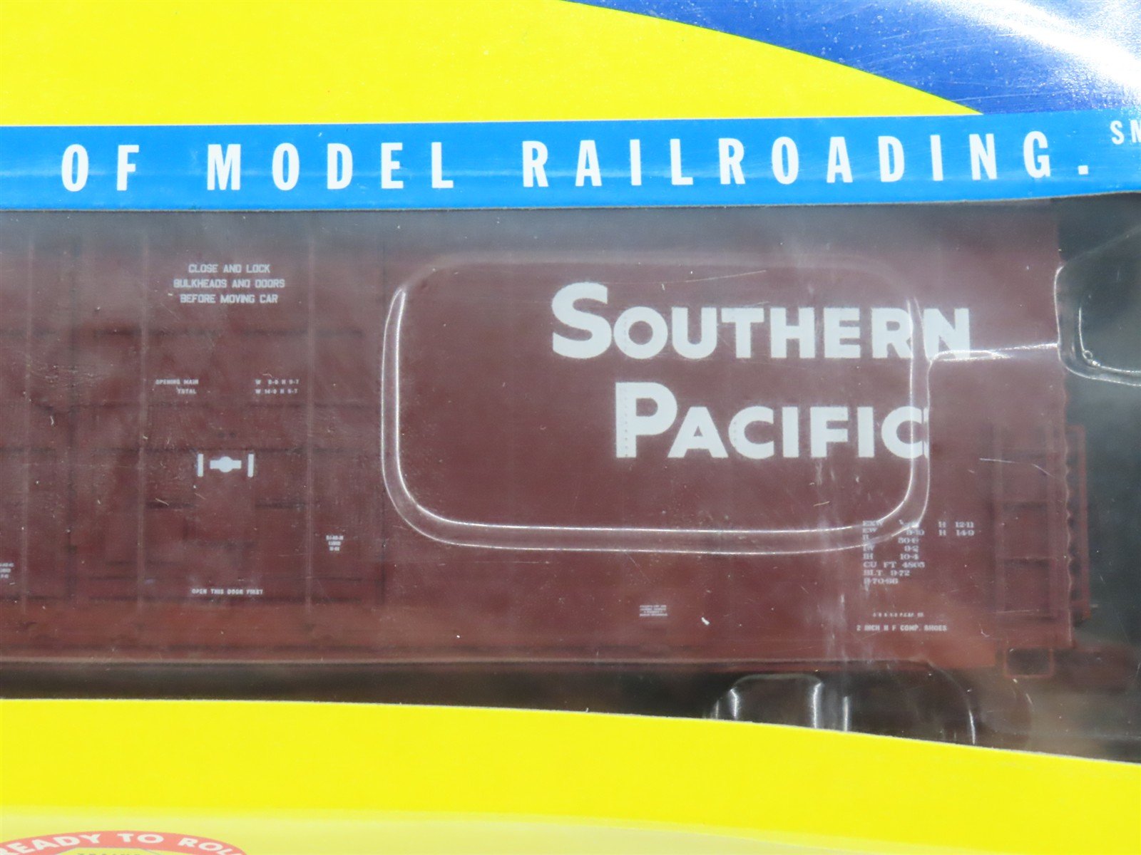 HO Scale Athearn 89171 SP Southern Pacific 50' Plug Doors Box Car #694579 Sealed