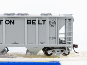 HO Scale Athearn 94362 SSW Cotton Belt Route 2-Bay Covered Hopper #77181