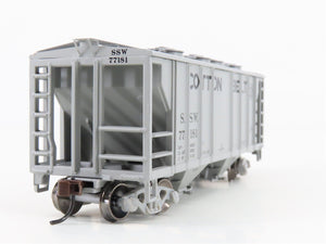 HO Scale Athearn 94362 SSW Cotton Belt Route 2-Bay Covered Hopper #77181