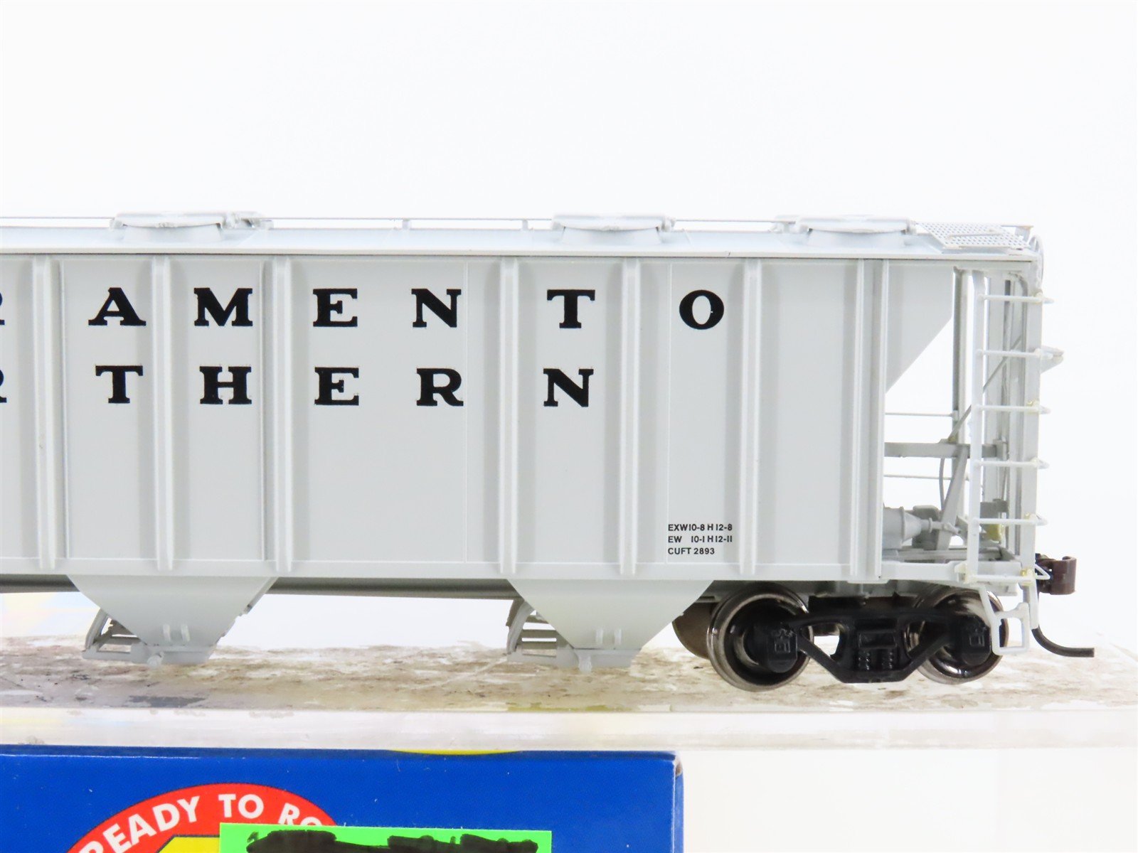 HO Athearn 89036 SN Sacramento Northern Railroad 3-Bay Covered Hopper #5018