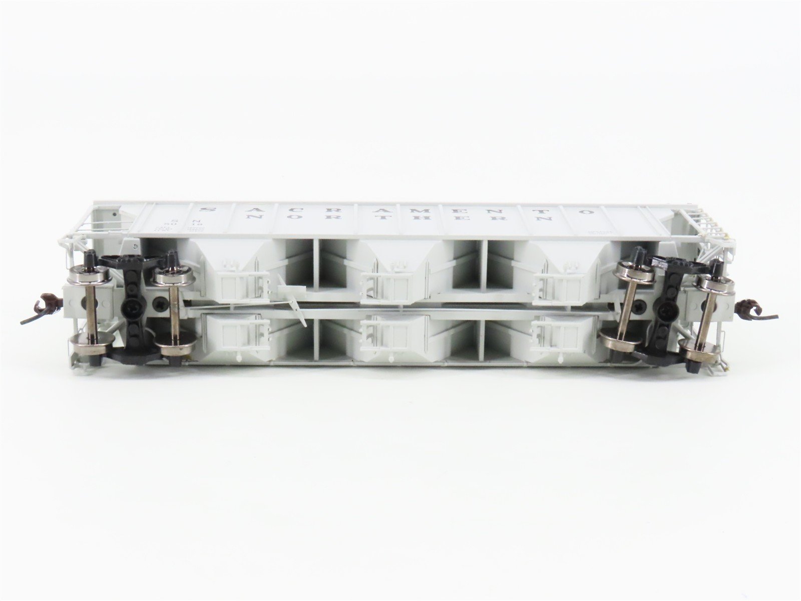 HO Athearn 89036 SN Sacramento Northern Railroad 3-Bay Covered Hopper #5018