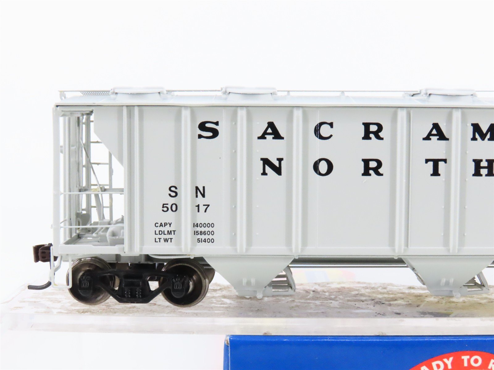 HO Athearn 89035 SN Sacramento Northern Railroad 3-Bay Covered Hopper #5017