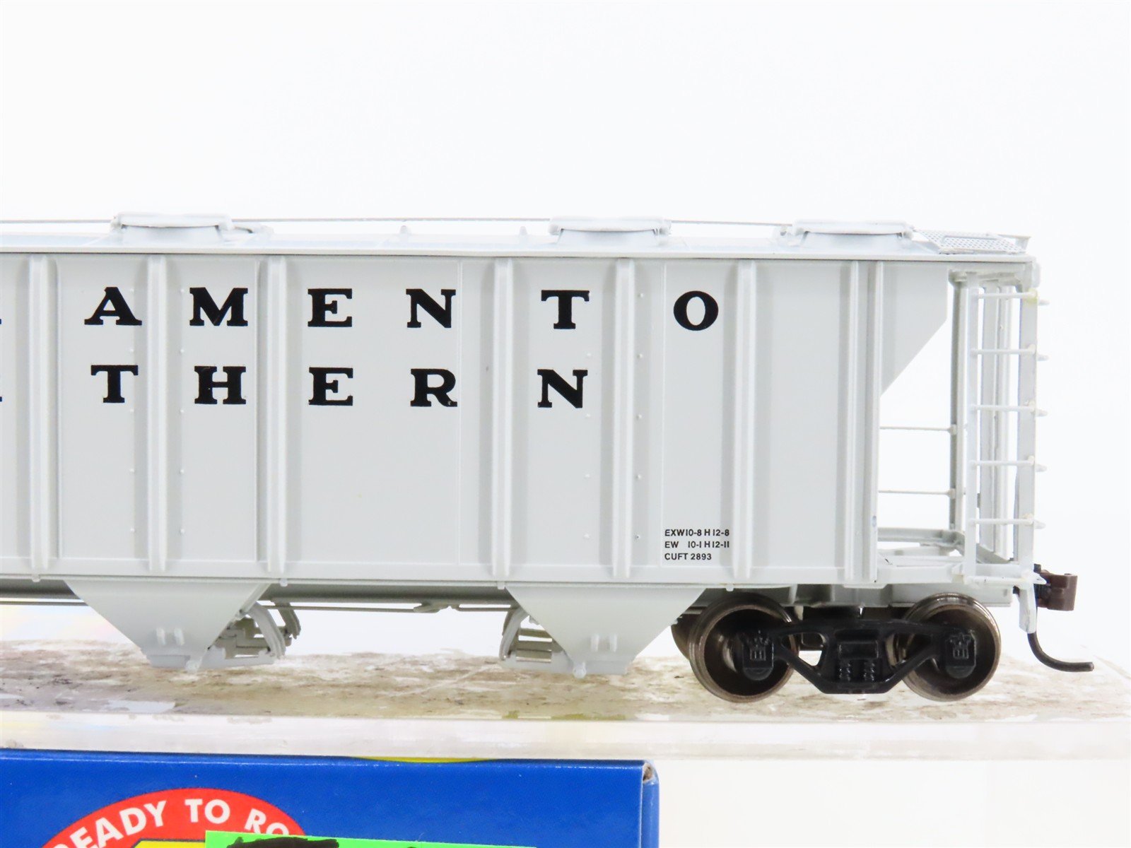 HO Athearn 89035 SN Sacramento Northern Railroad 3-Bay Covered Hopper #5017