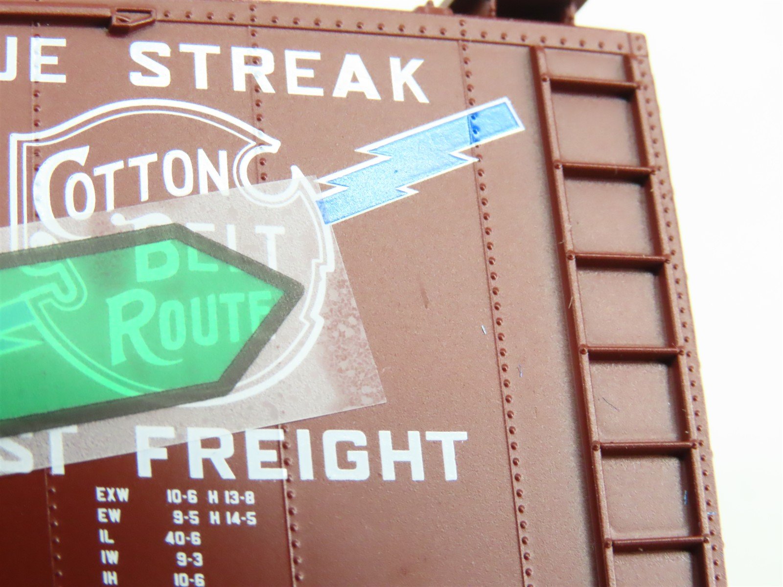 HO Scale Athearn 70183 SSW Cotton Belt Route 40' Double Door Box Car #46237