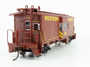 HO Scale Athearn 74701 WP Western Pacific Railroad Bay Window Caboose #462