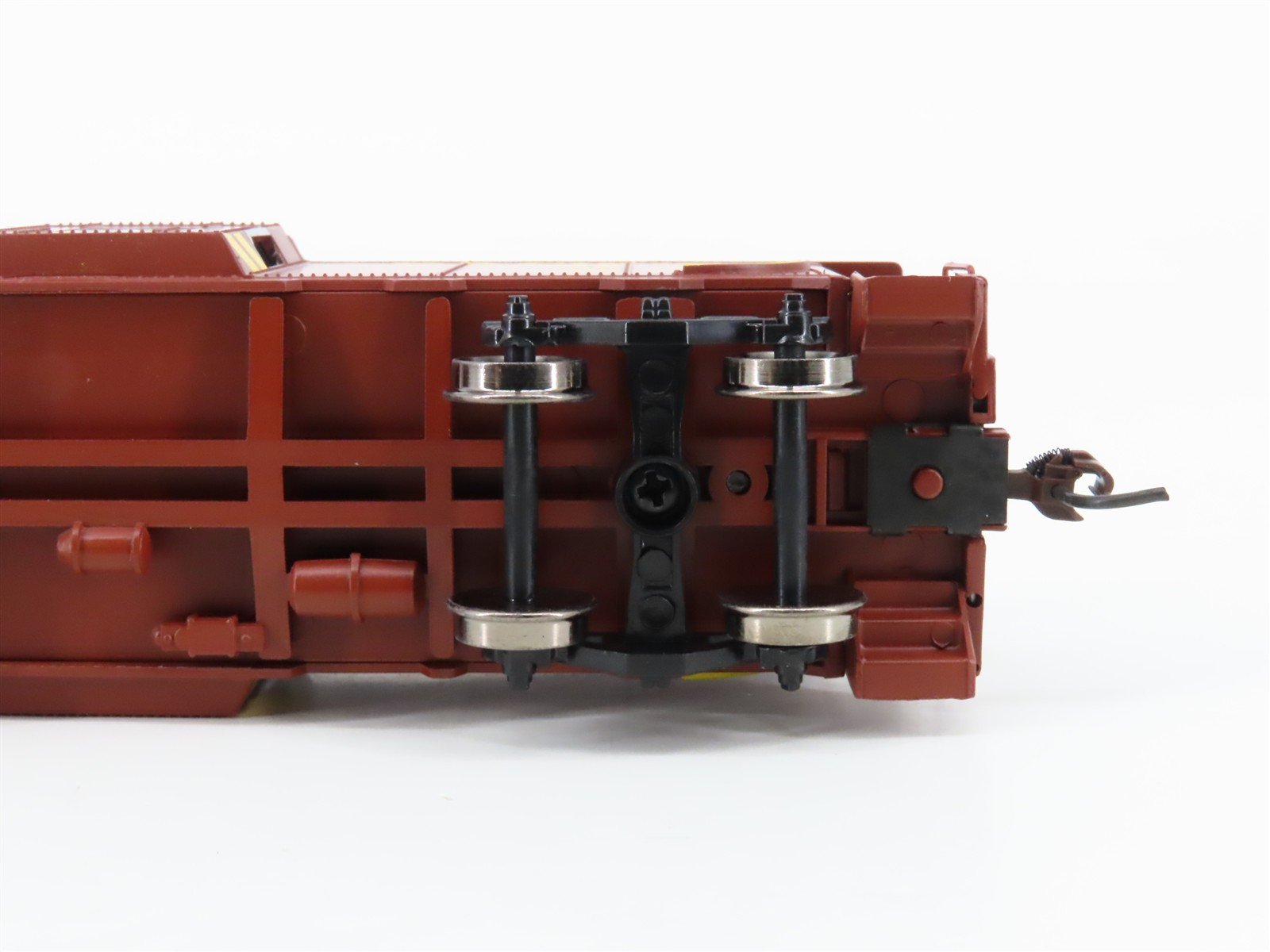 HO Scale Athearn 74701 WP Western Pacific Railroad Bay Window Caboose #462
