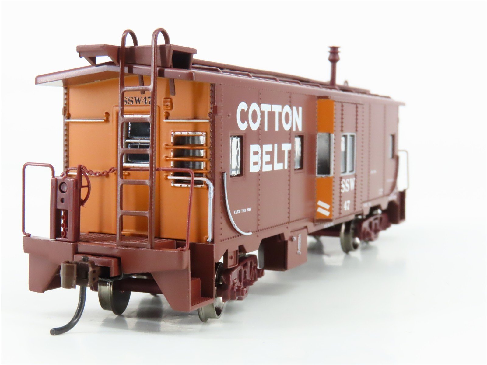 HO Scale Athearn 74698 SSW Cotton Belt Route Bay Window Caboose #47