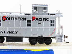HO Scale Athearn 7407 SP Southern Pacific Railroad TOFC Cupola Caboose #1097