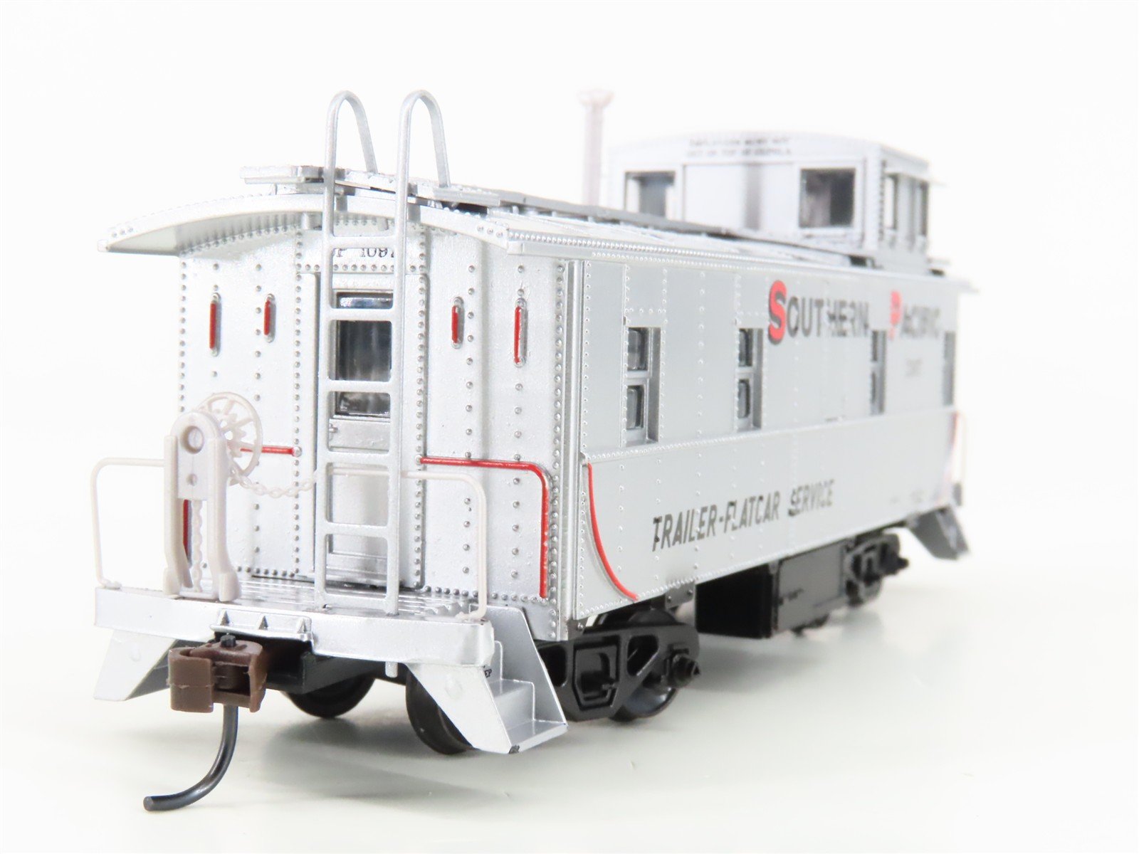 HO Scale Athearn 7407 SP Southern Pacific Railroad TOFC Cupola Caboose #1097