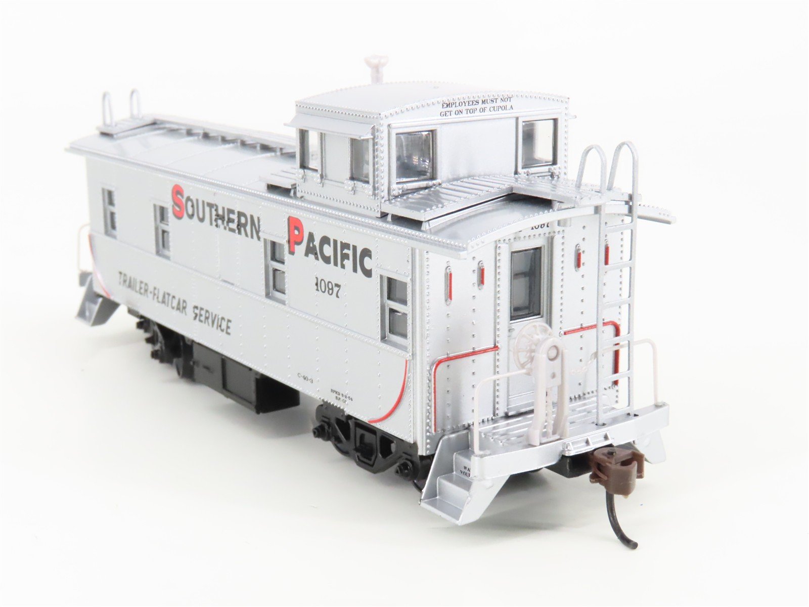 HO Scale Athearn 7407 SP Southern Pacific Railroad TOFC Cupola Caboose #1097