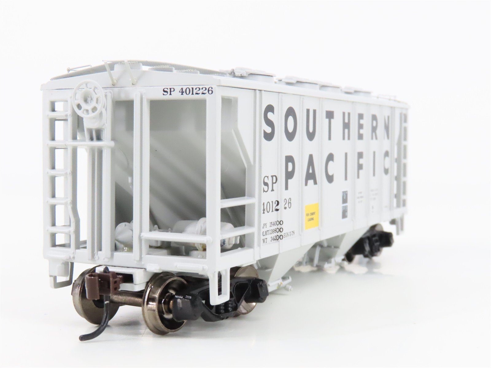 HO Scale Athearn 94410 SP Southern Pacific Railroad 2-Bay Covered Hopper #401226