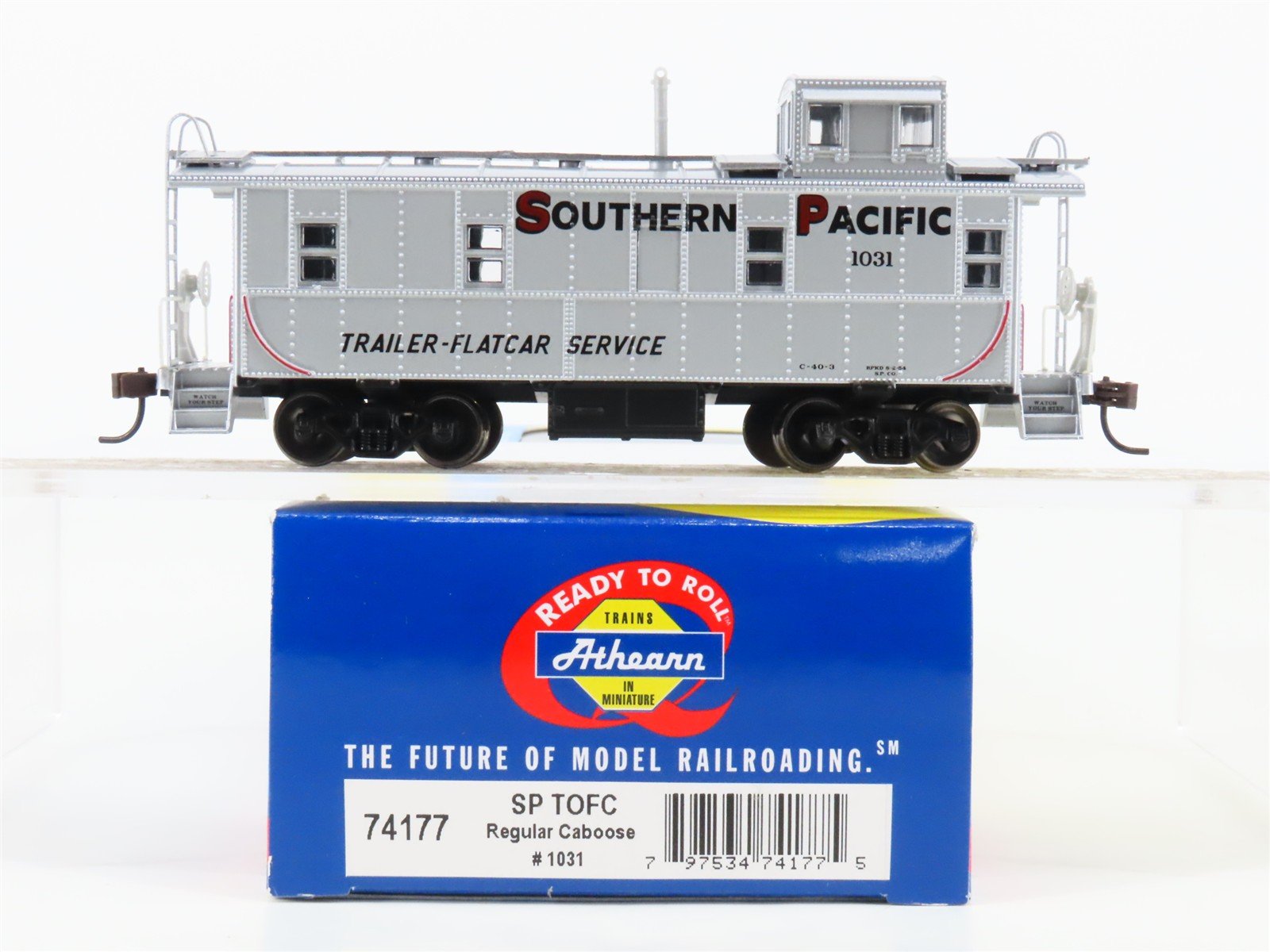 HO Scale Athearn 74177 SP Southern Pacific TOFC Cupola Caboose #1031