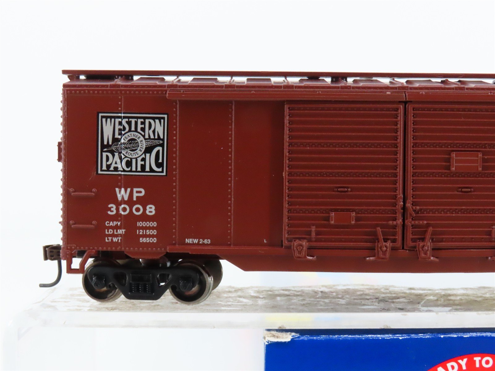 HO Scale Athearn 92424 WP Western Pacific Railroad 50' Double Door Box Car #3008