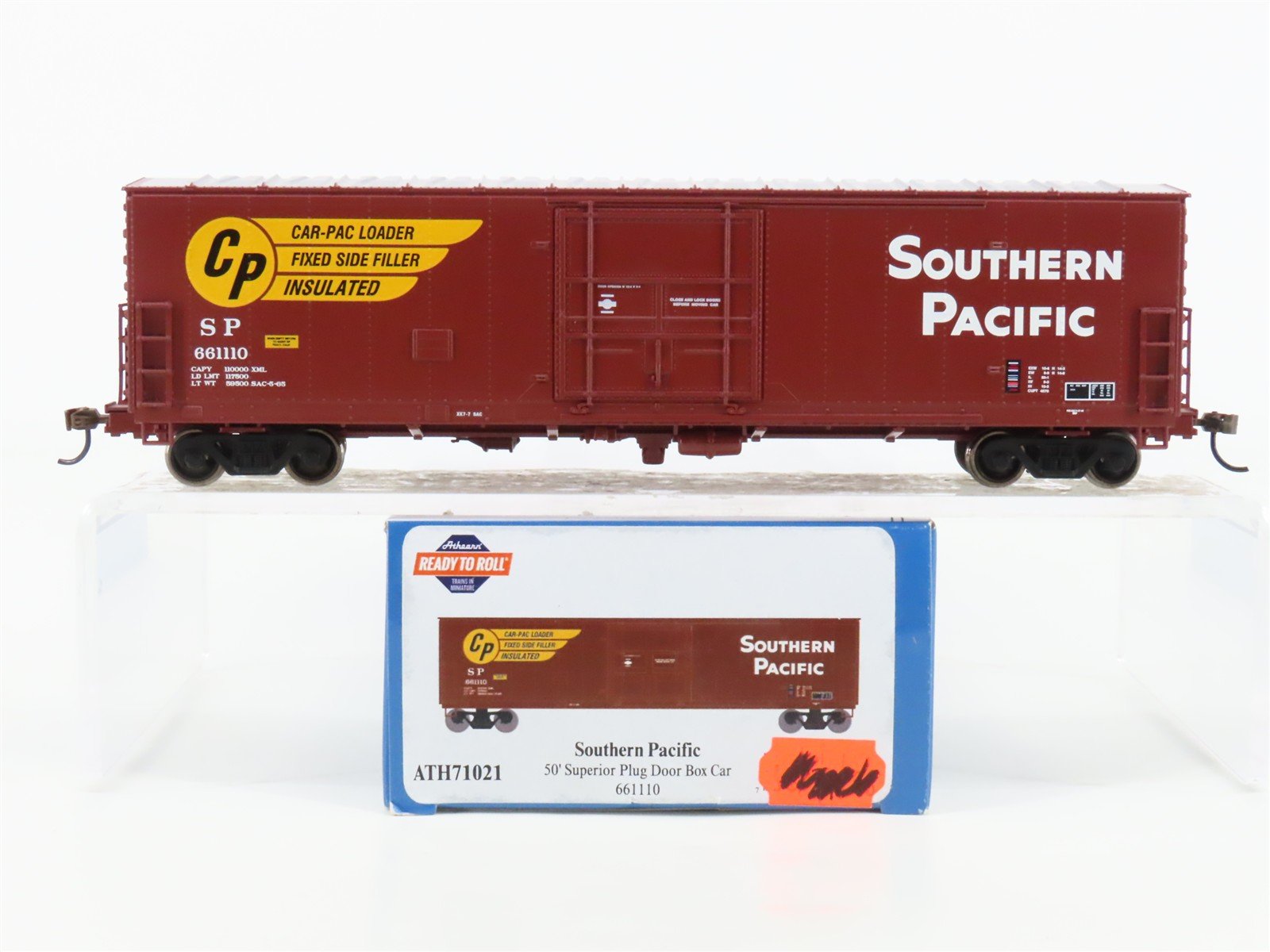 HO Scale Athearn ATH71021 SP Southern Pacific 50' Plug Door Box Car #661110